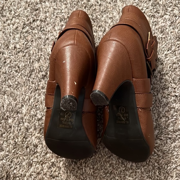 Sheikh Booties - Picture 4 of 4